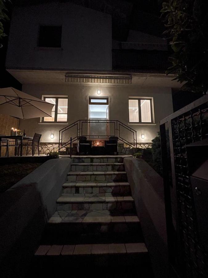 La Mirage Apartment *